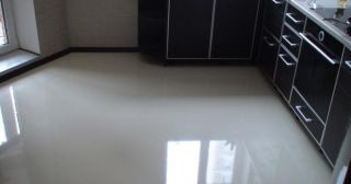 Наливной пол на кухне Чистополь, цена от 874 руб.